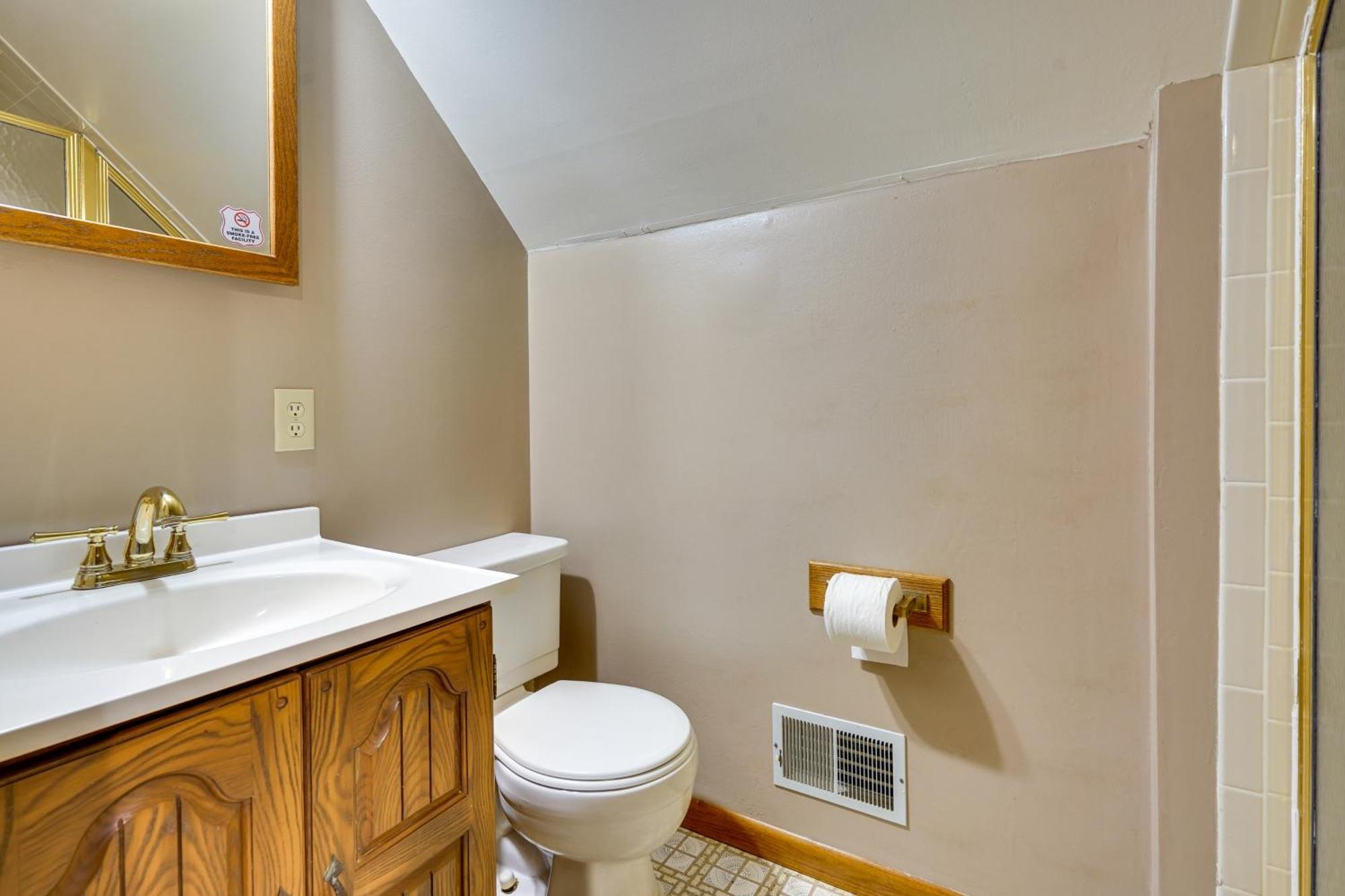Howard Cabin Rental About 3 Mi To Apple Valley Lake! Mount Vernon Bagian luar foto
