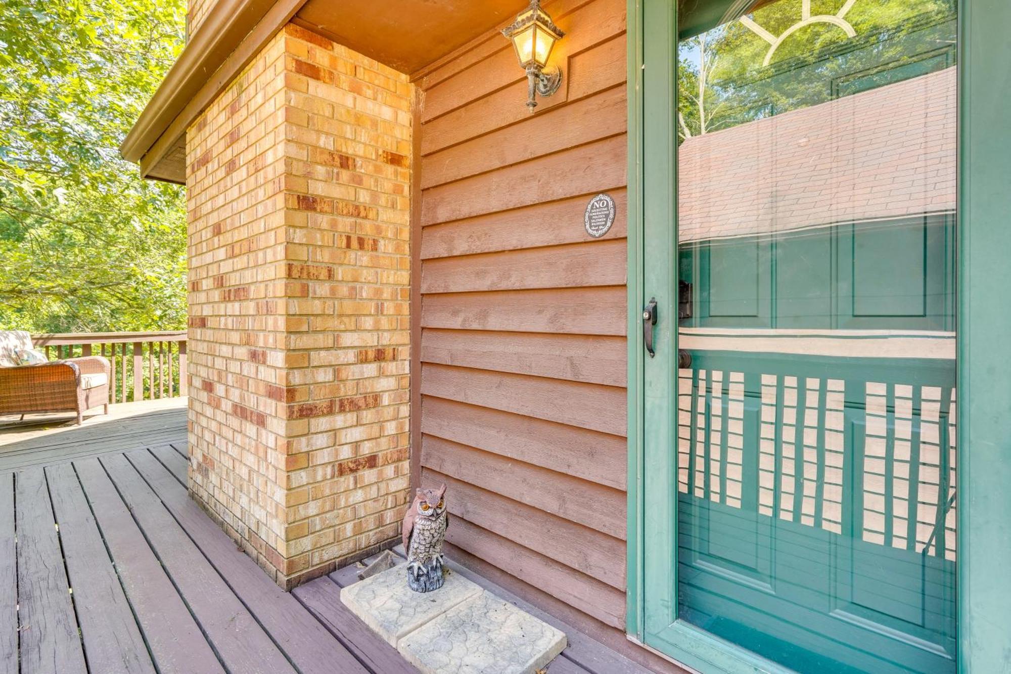 Howard Cabin Rental About 3 Mi To Apple Valley Lake! Mount Vernon Bagian luar foto