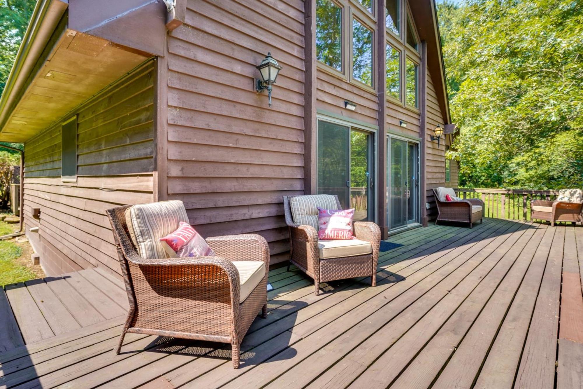 Howard Cabin Rental About 3 Mi To Apple Valley Lake! Mount Vernon Bagian luar foto