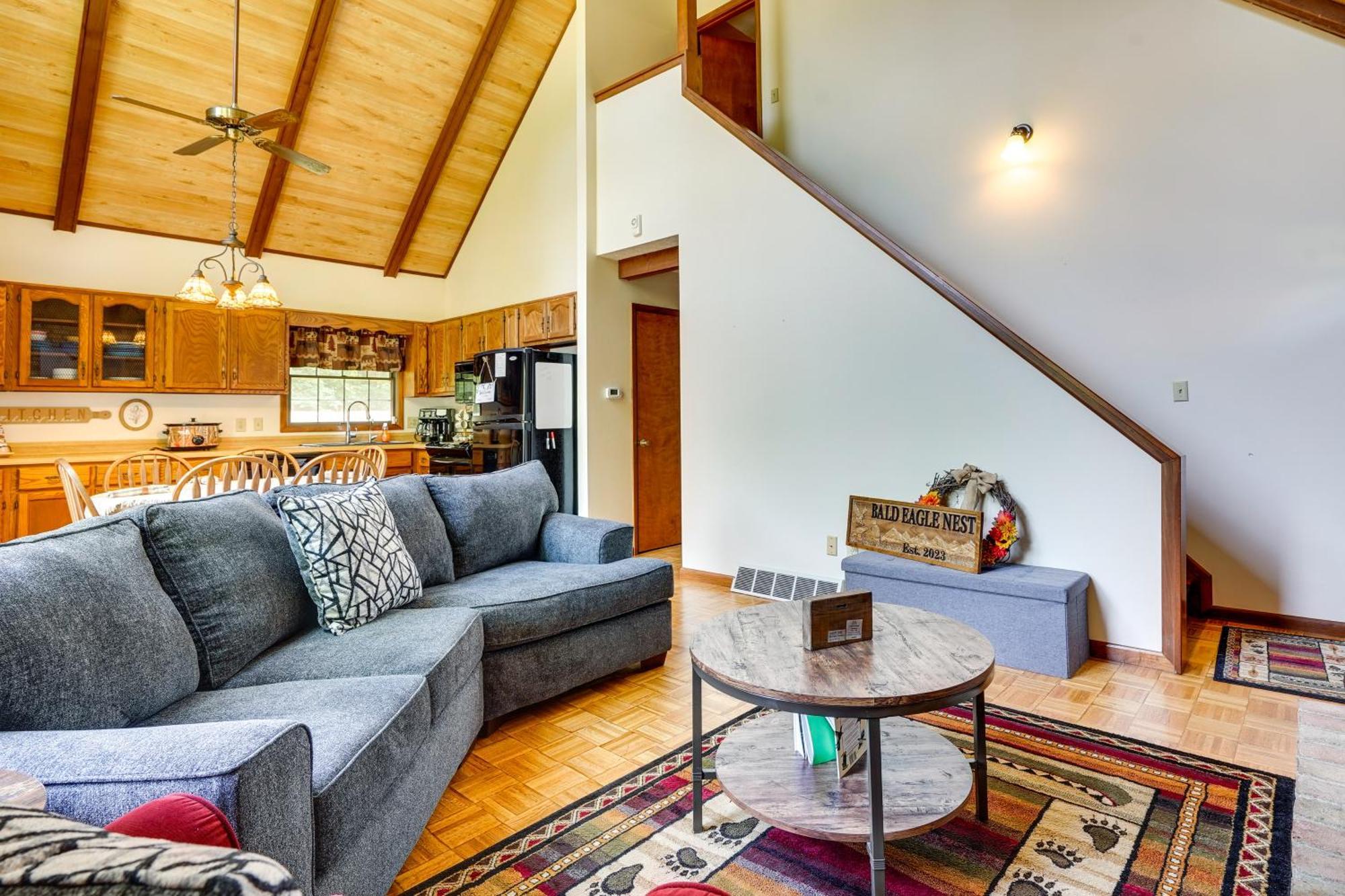 Howard Cabin Rental About 3 Mi To Apple Valley Lake! Mount Vernon Bagian luar foto