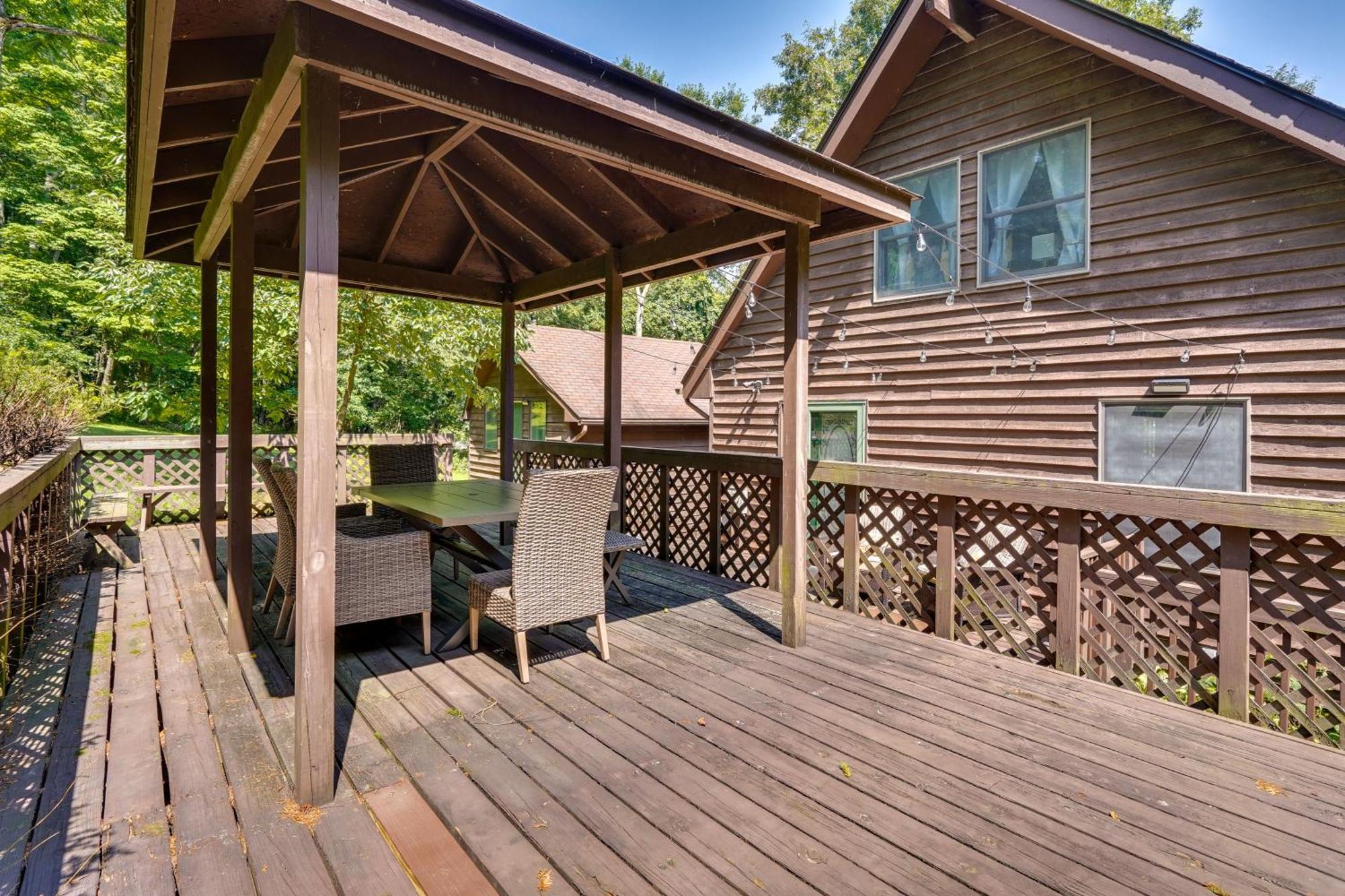 Howard Cabin Rental About 3 Mi To Apple Valley Lake! Mount Vernon Bagian luar foto